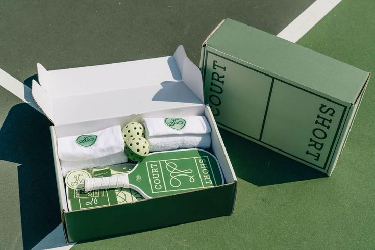 pickleball equipment